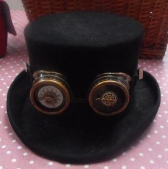 top hat